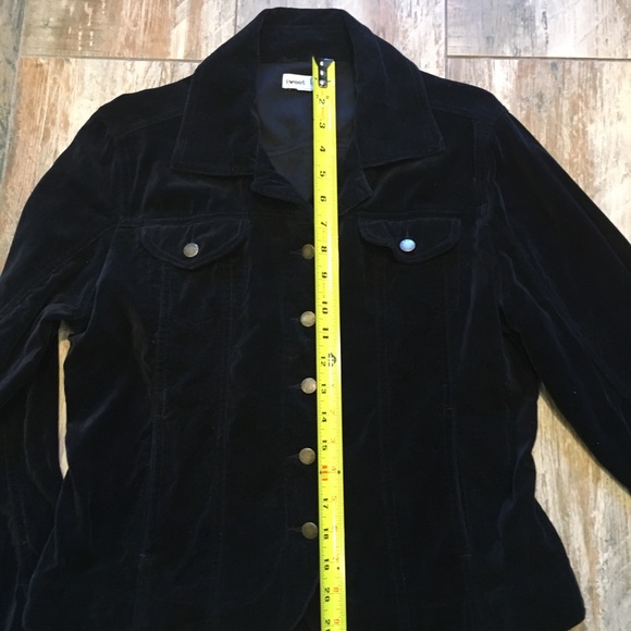 black velvet jacket - Picture 5 of 8